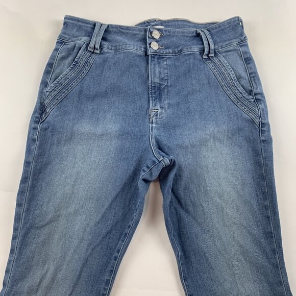 FRAME Merced Light Wash Stretch Denim Double Detail Flared Jeans 32 - Picture 2 of 7